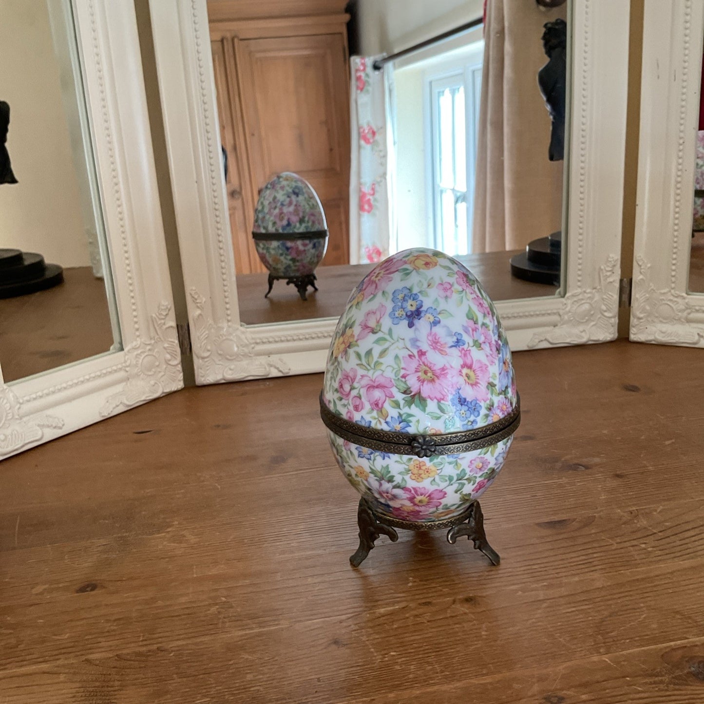 Past Times Porcelain Egg Trinket Box