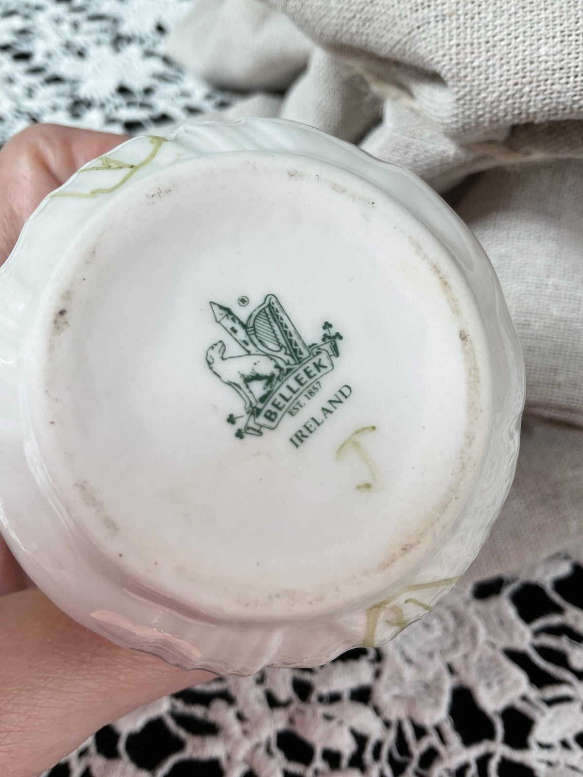 Belleek Pottery Ireland Vase – Shamrock Design – Small 4.5" – Hand-Painted