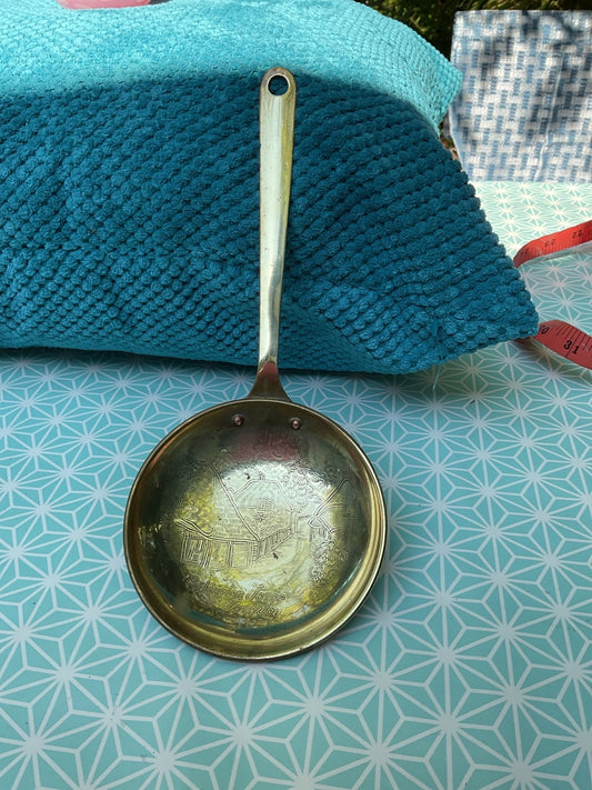 Brass Skillet Pan Wall Plaque – Cockington Forge, Torquay