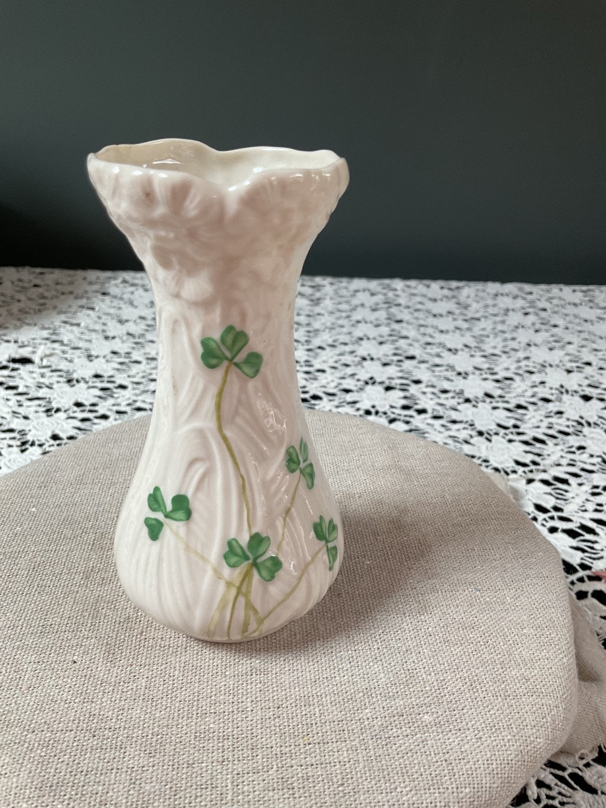 Belleek Pottery Ireland Vase – Shamrock Design – Small 4.5" – Hand-Painted
