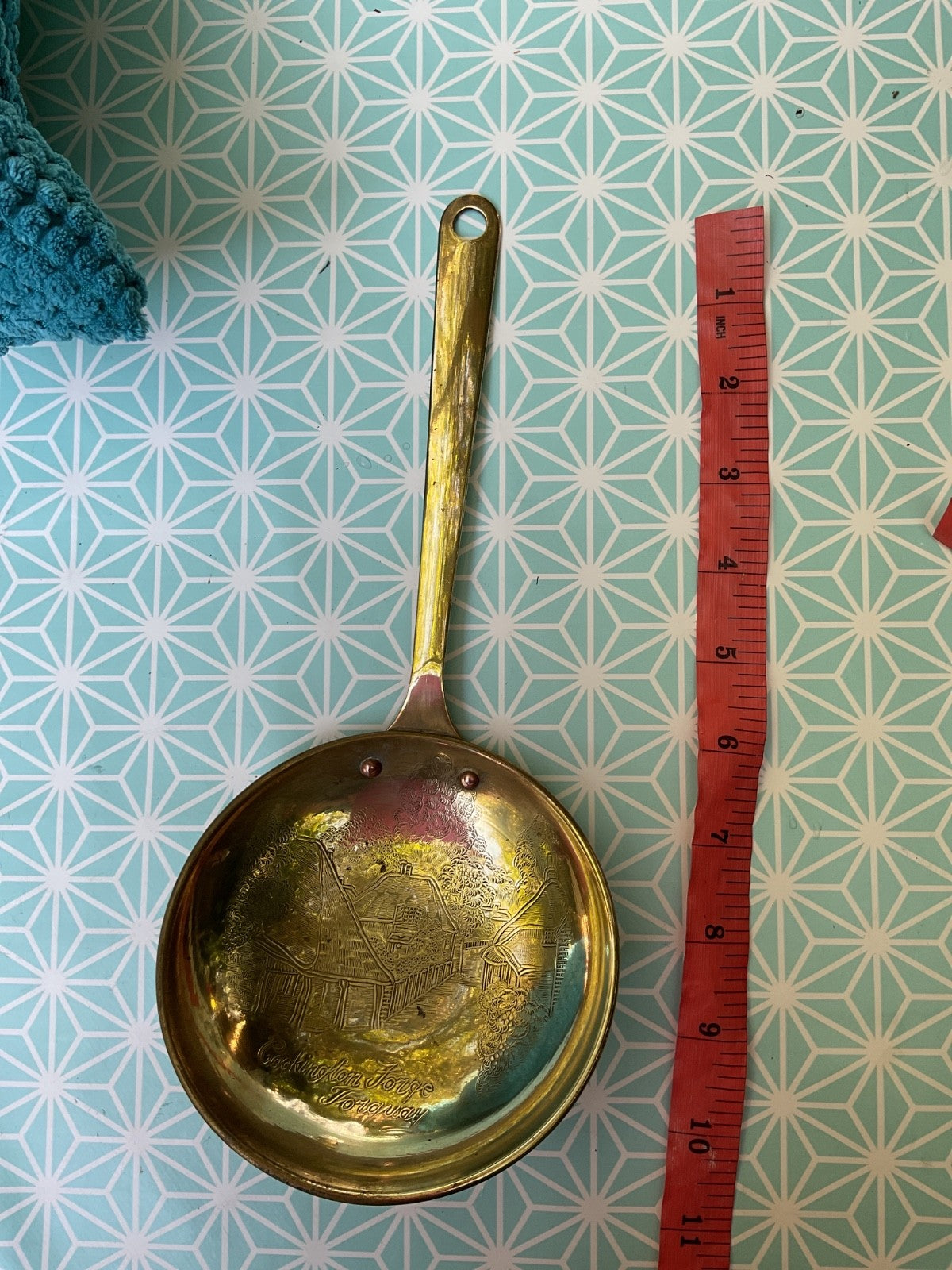 Brass Skillet Pan Wall Plaque – Cockington Forge, Torquay