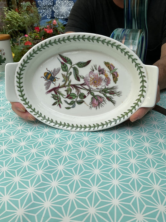 Portmeirion Botanic Garden Oval Handled Dish (Rosa canina, 29 cm)